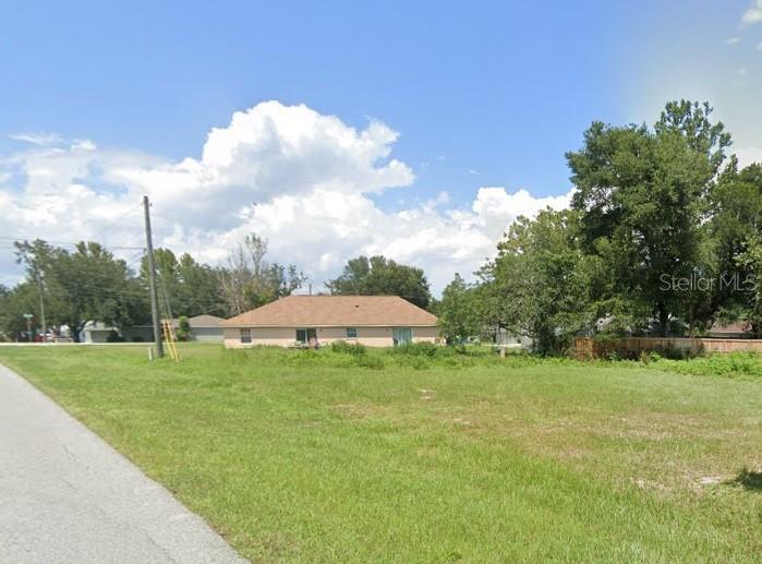 Teak Loop Property Photo 1