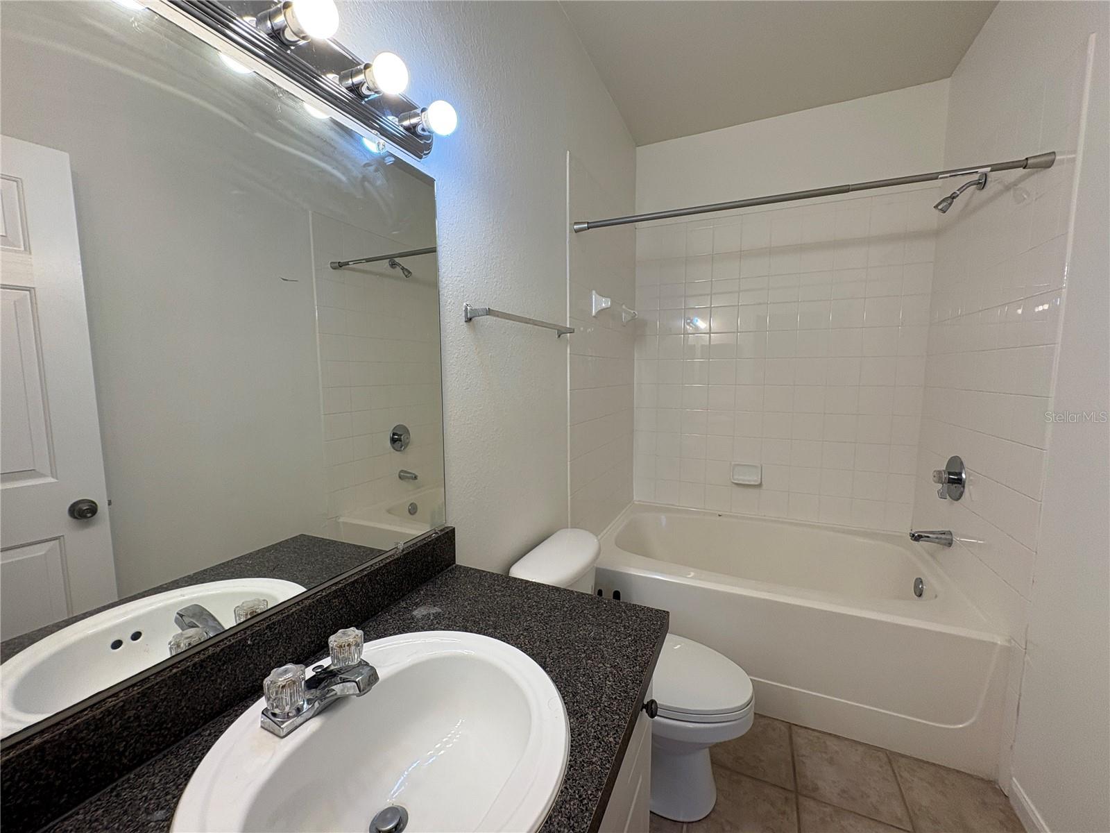2277 Chianti Pl #37 Property Photo 18