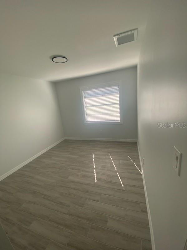 5008 Parade St Property Photo 8
