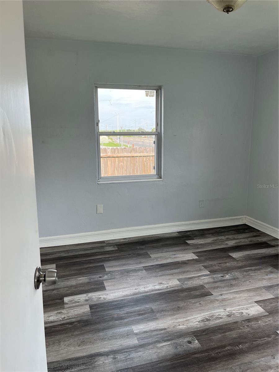 1206 E Canal St Property Photo 20
