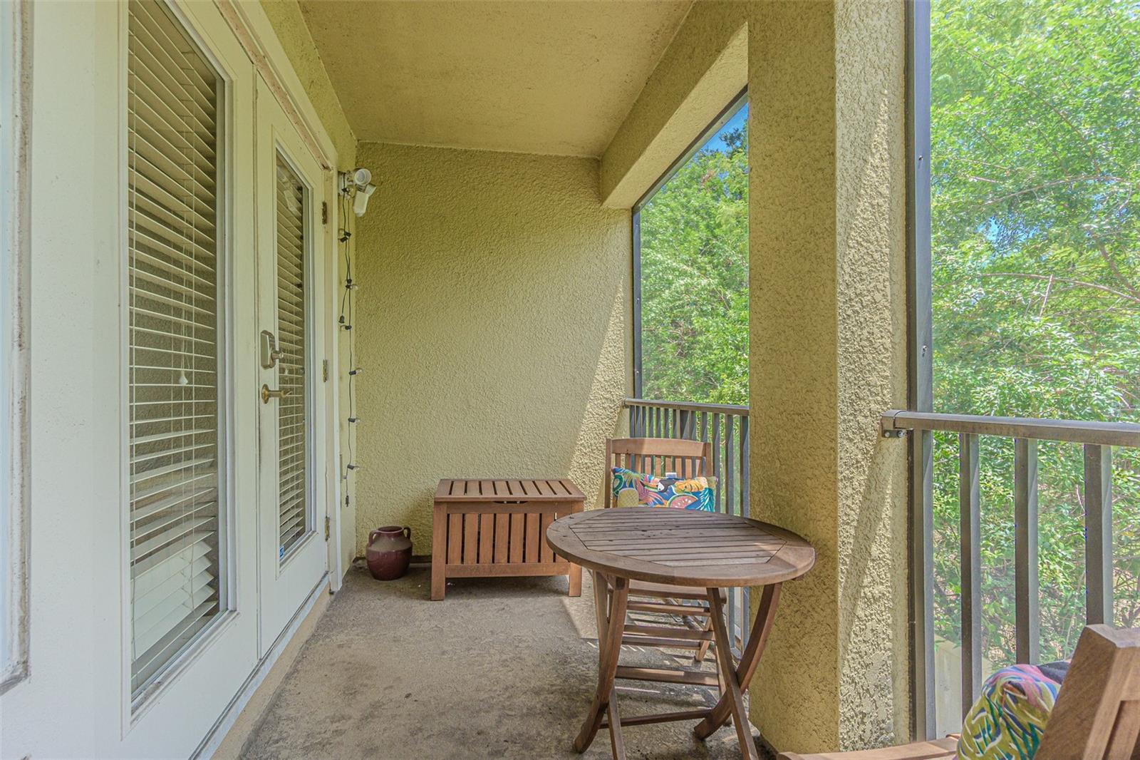 526 Wheaton Trent Pl Property Photo 9