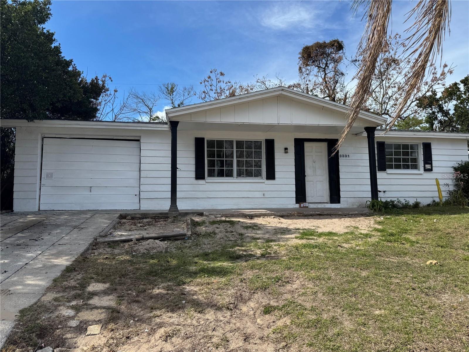 3331 CLYDESDALE DR Property Photo 1