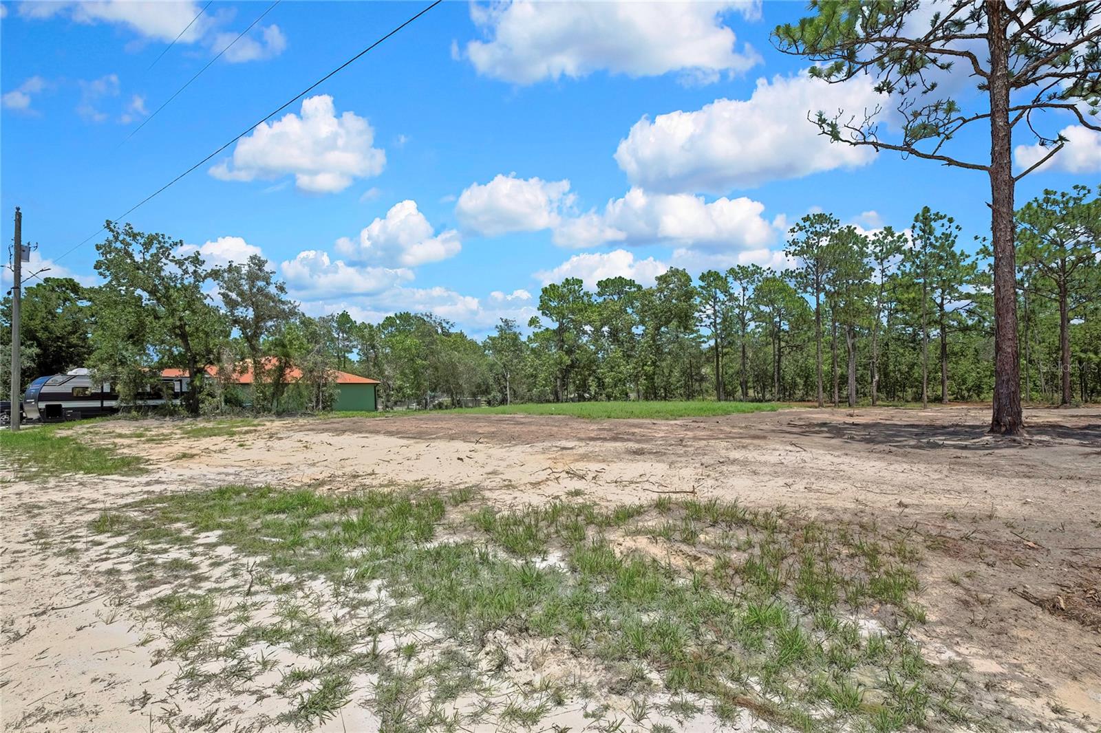 16126 Medrick Rd Property Photo 3