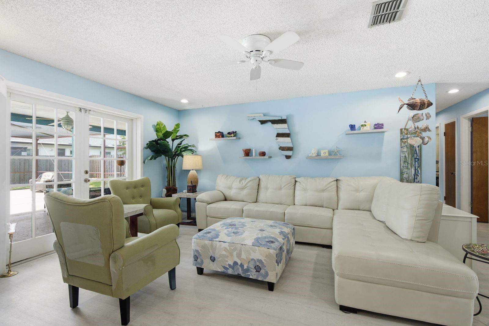 3047 Cascade Dr Property Photo 12