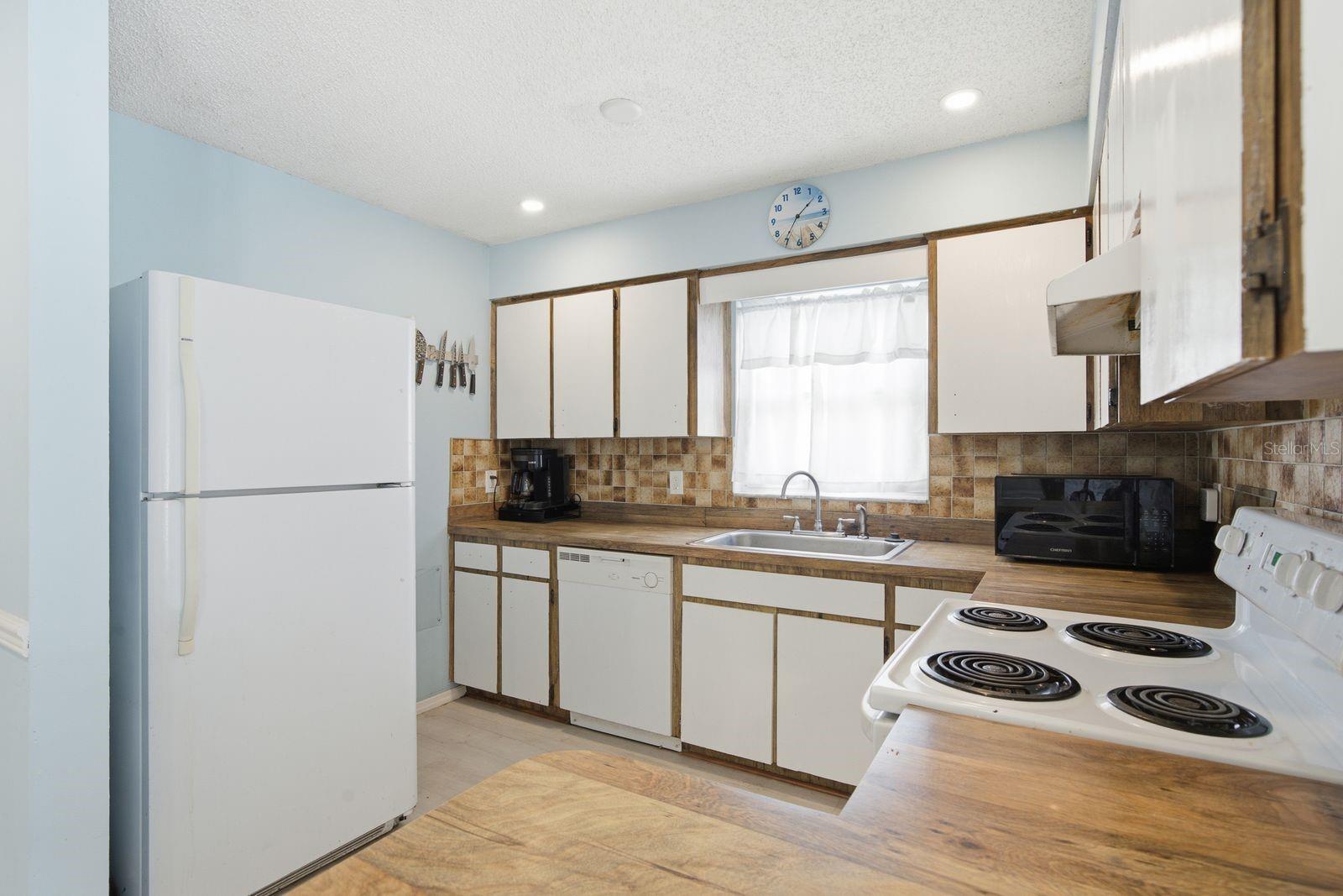 3047 Cascade Dr Property Photo 14