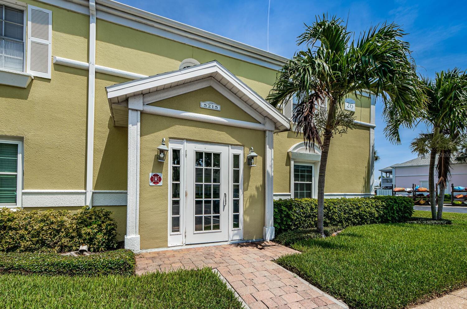 5215 Coquina Key Dr Se #b Property Photo 1