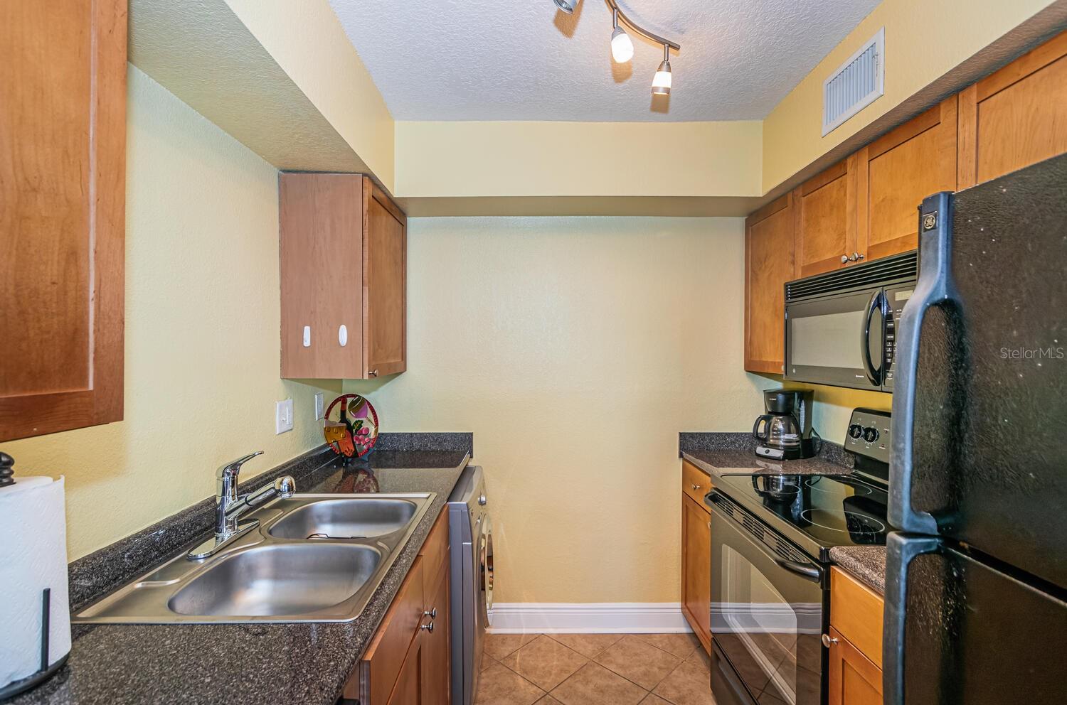 5215 Coquina Key Dr Se #b Property Photo 17