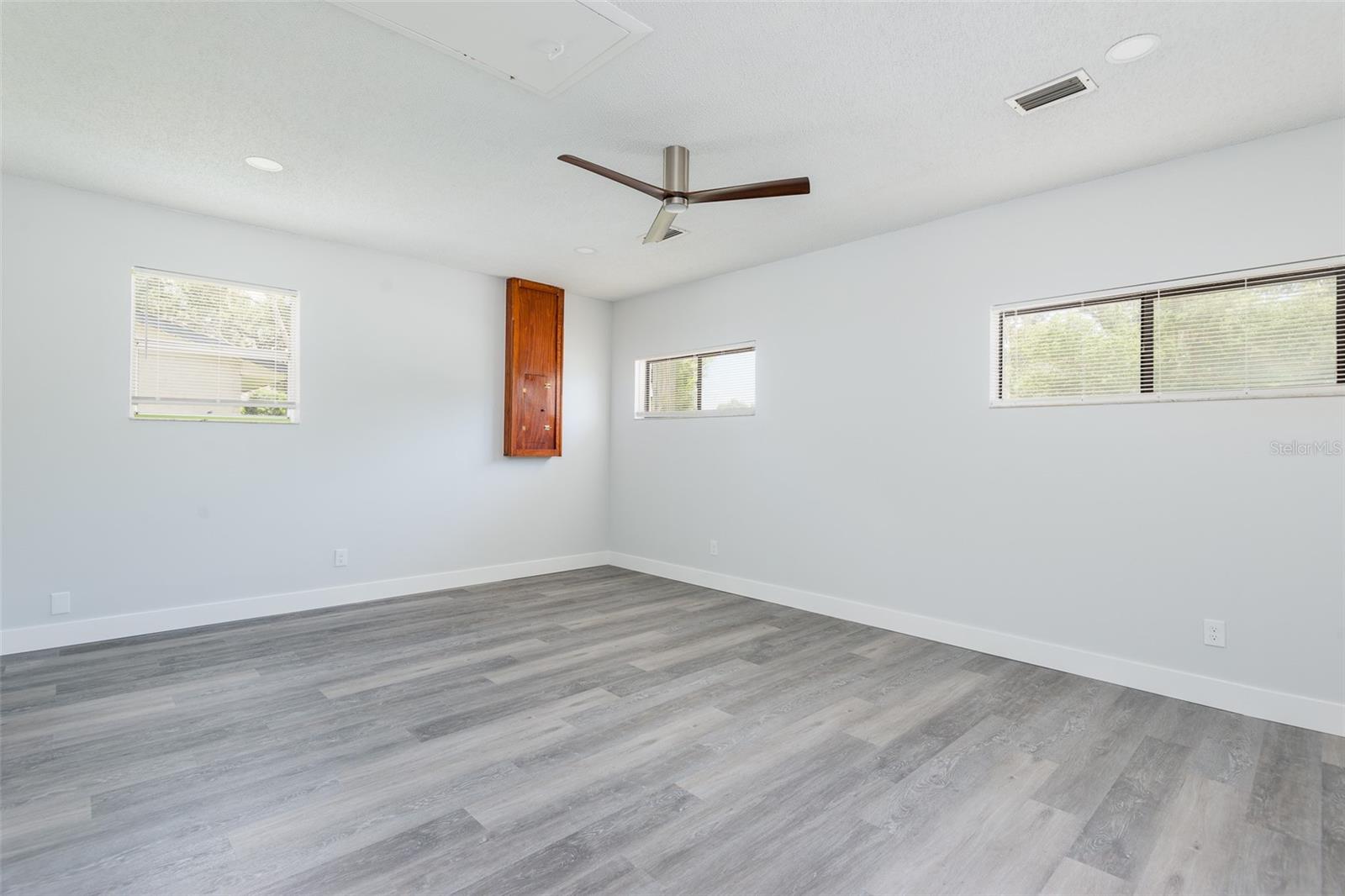 902 Shangri La Dr Property Photo 8