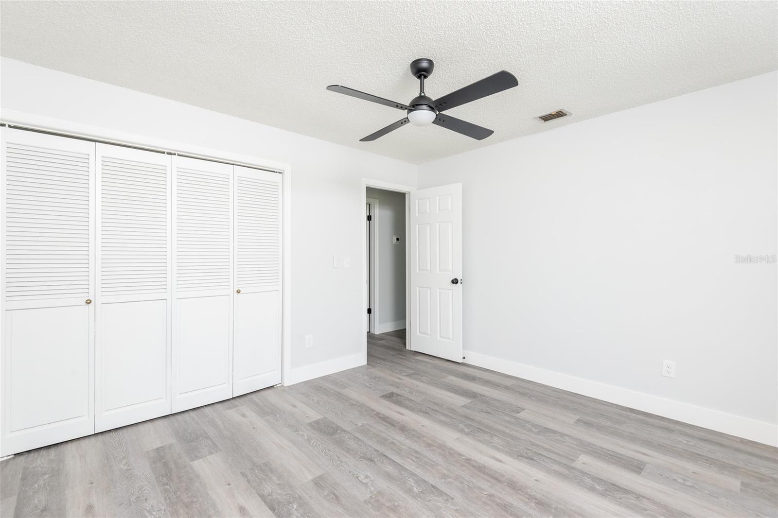 902 Shangri La Dr Property Photo 18