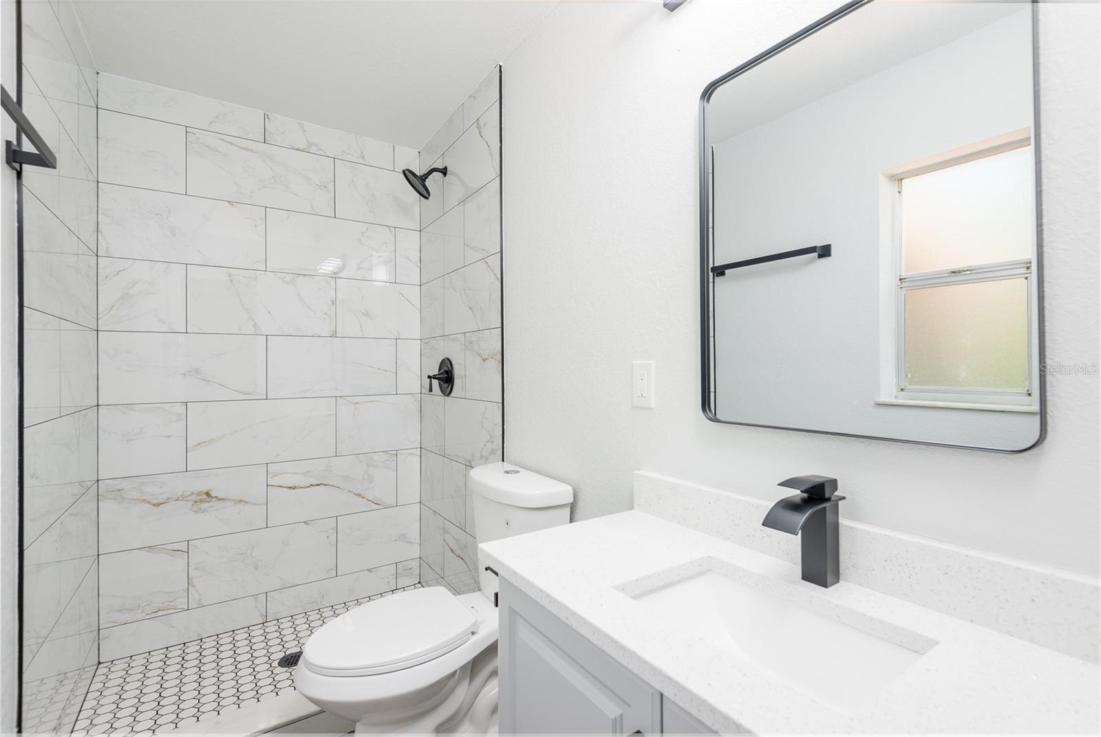 902 Shangri La Dr Property Photo 22