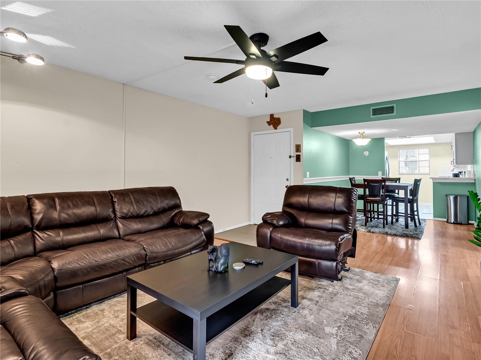 14466 Reuter Strasse Cir #501 Property Photo 5