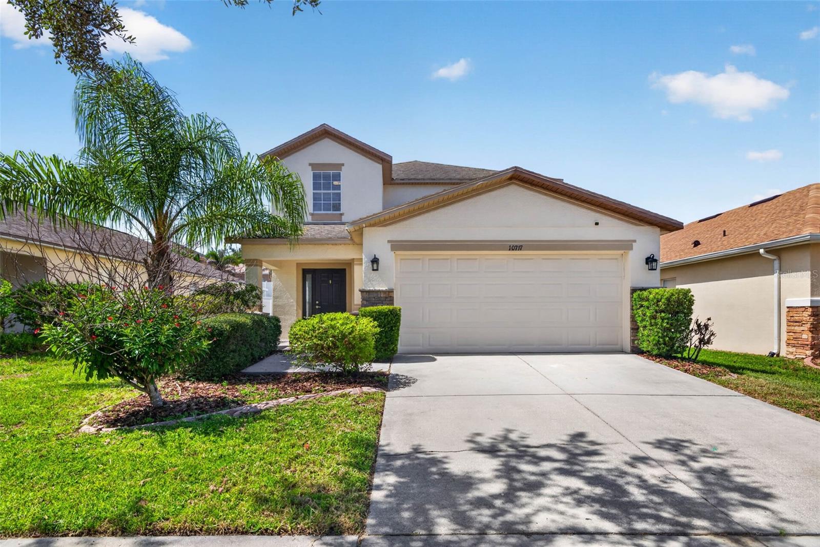 10717 Shady Preserve Dr Property Photo 1