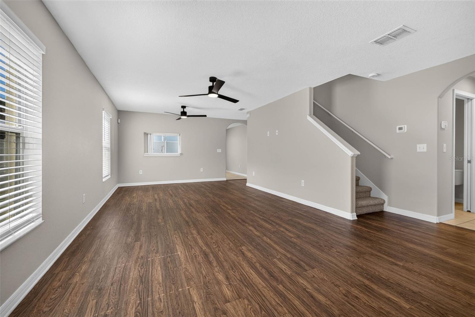 10717 Shady Preserve Dr Property Photo 6