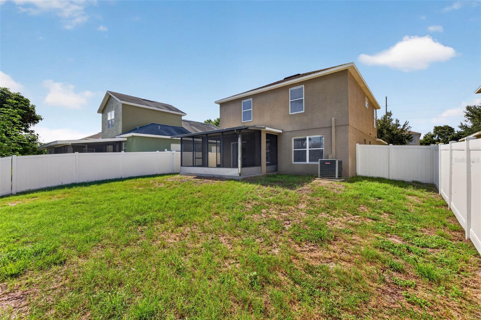 10629 Shady Preserve Dr Property Photo 7