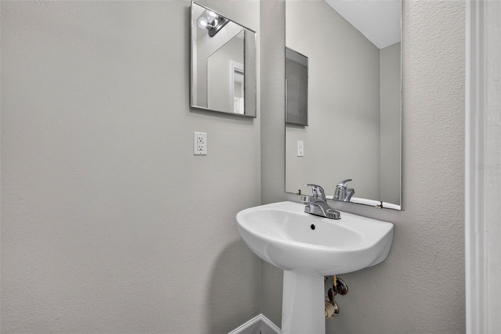 10629 Shady Preserve Dr Property Photo 18