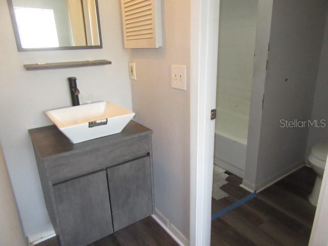 13042 Londondary Pl Property Photo 9
