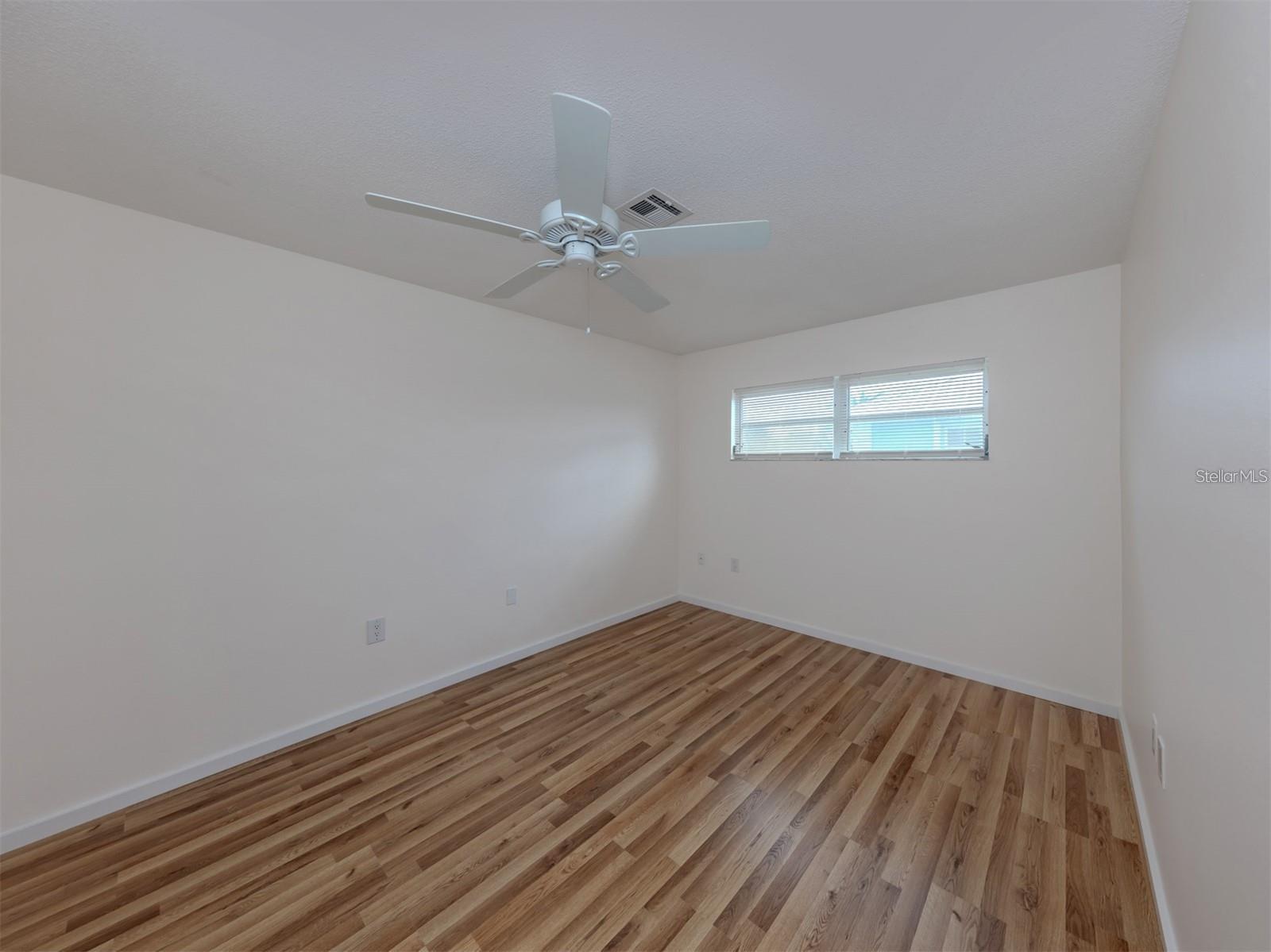 1215 Mango Ave Property Photo 16