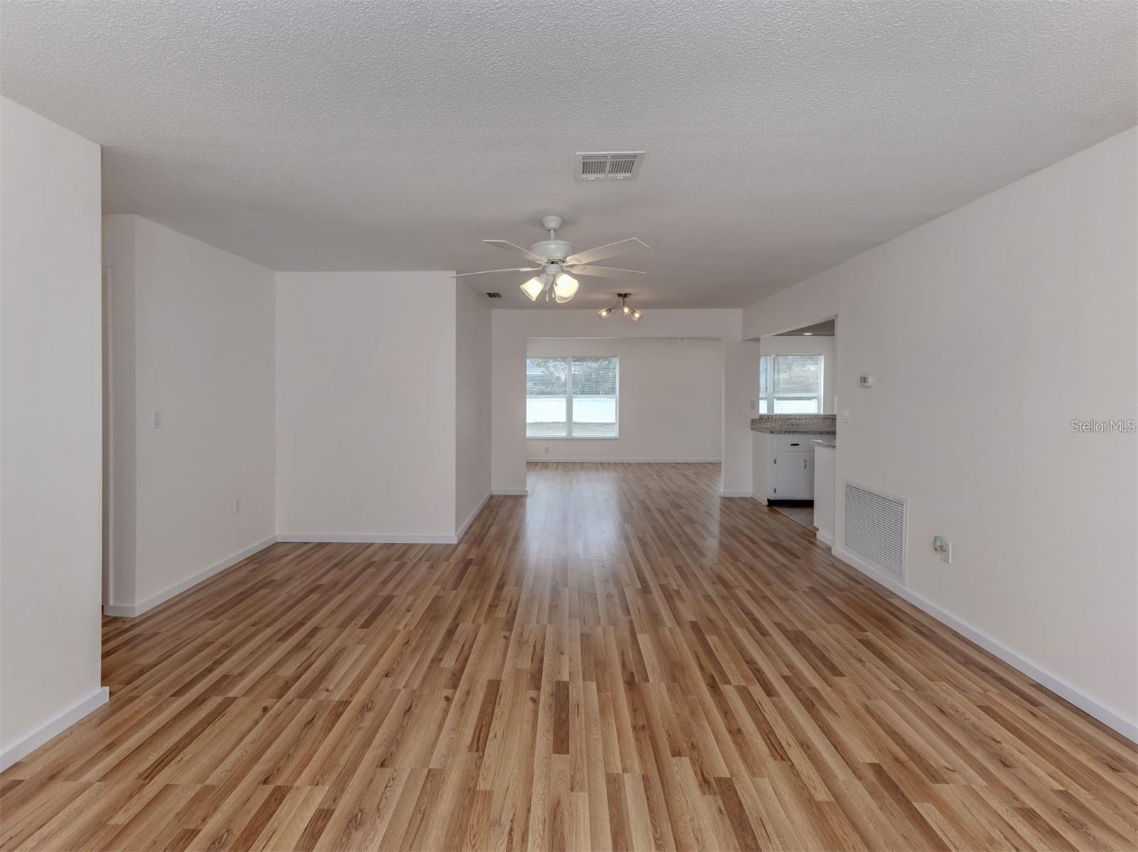1215 Mango Ave Property Photo 23