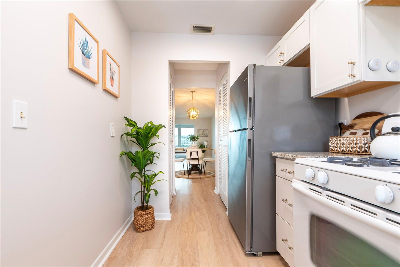 5925 Shore Blvd S #405 Property Photo 23