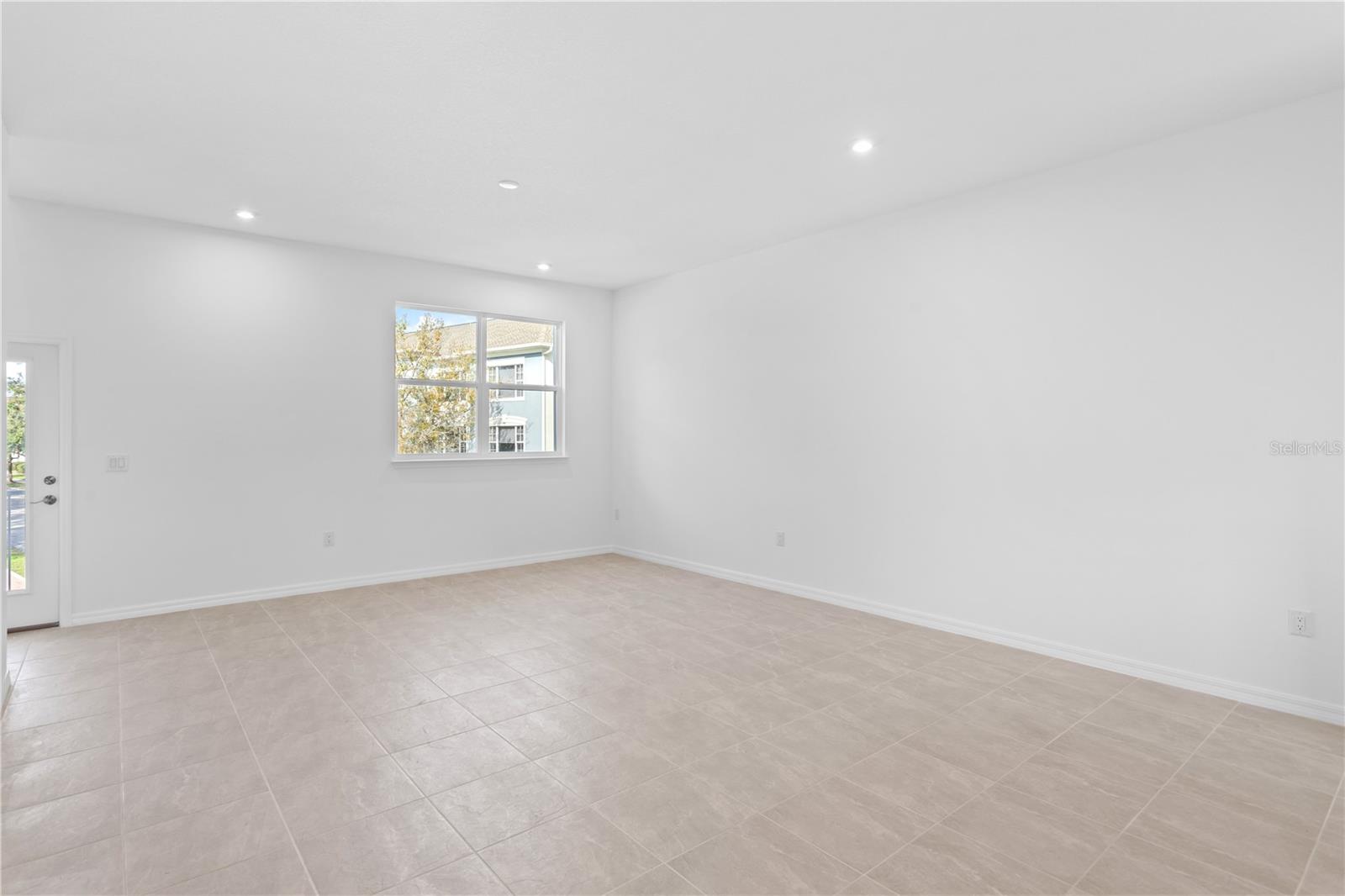 9924 Tate Ln Property Photo 18