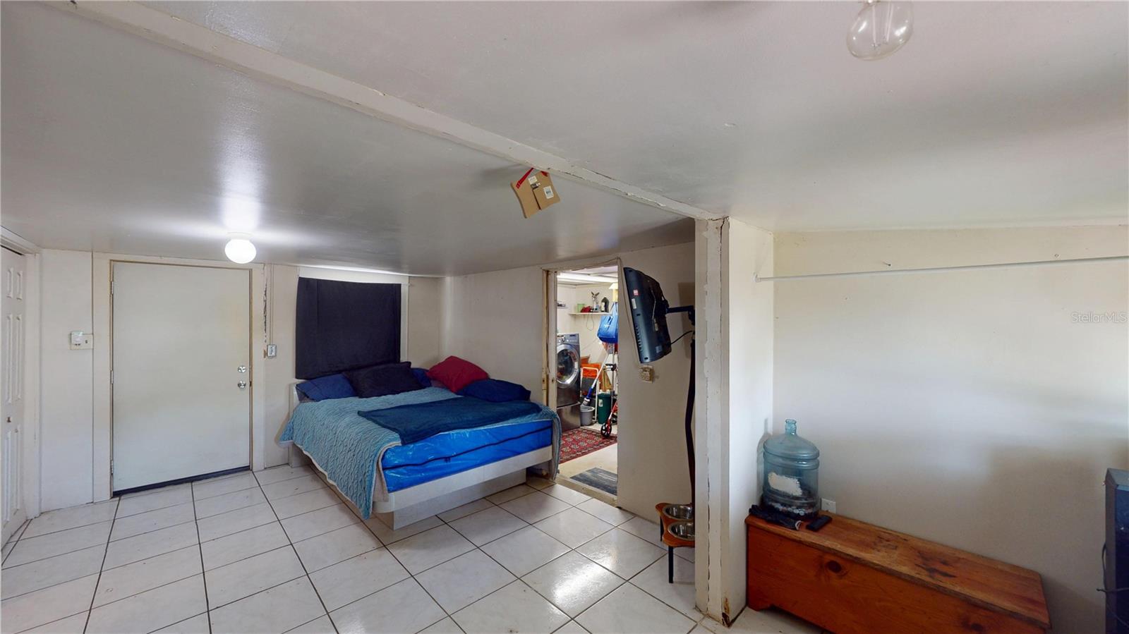 5651 6th St Property Photo 15