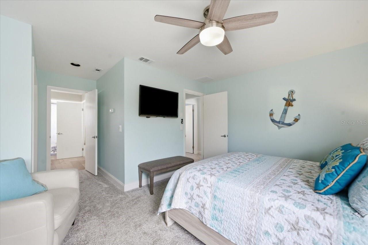 5214 S Riverview Cir Property Photo 36