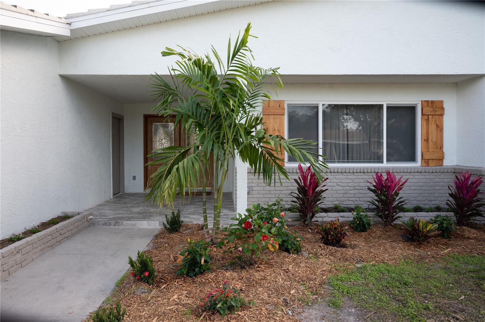 6613 Blue Heron Dr S Property Photo 3