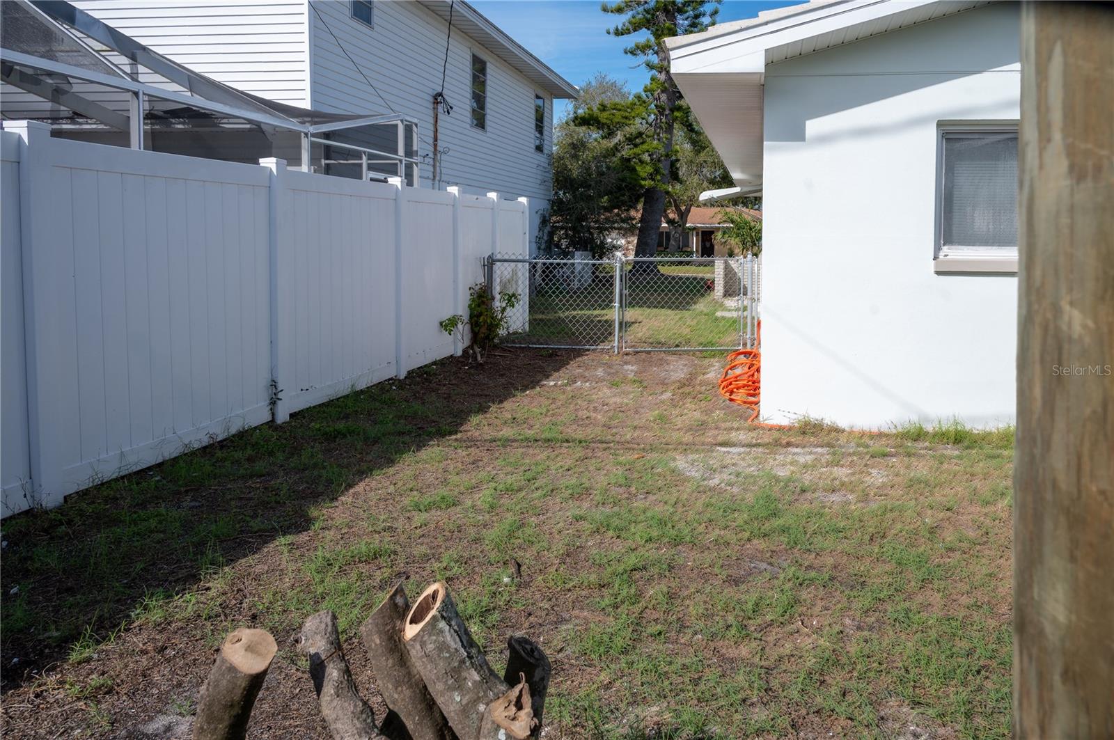 6613 Blue Heron Dr S Property Photo 38