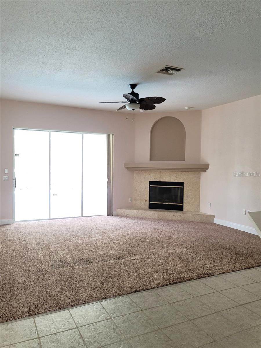 1501 Deerbourne Dr Property Photo 12