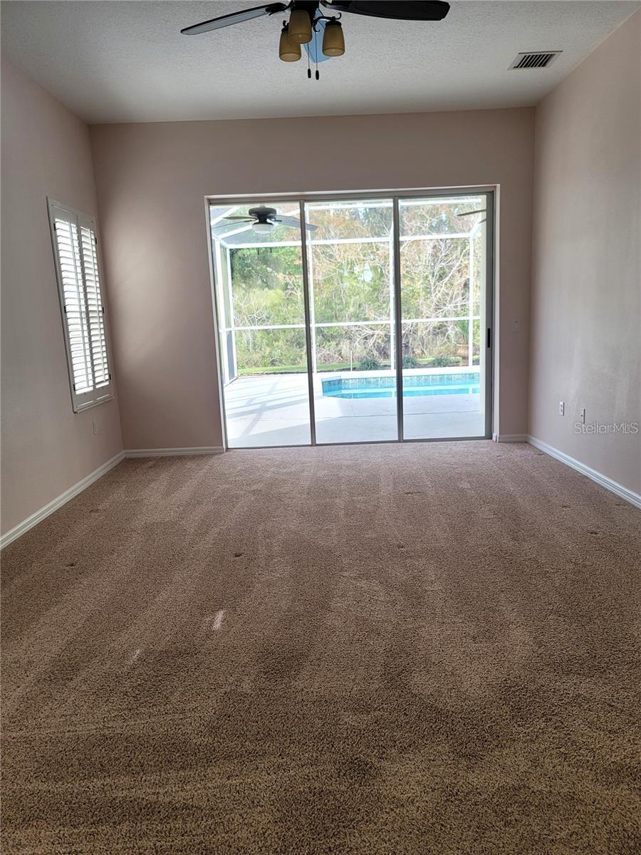 1501 Deerbourne Dr Property Photo 13