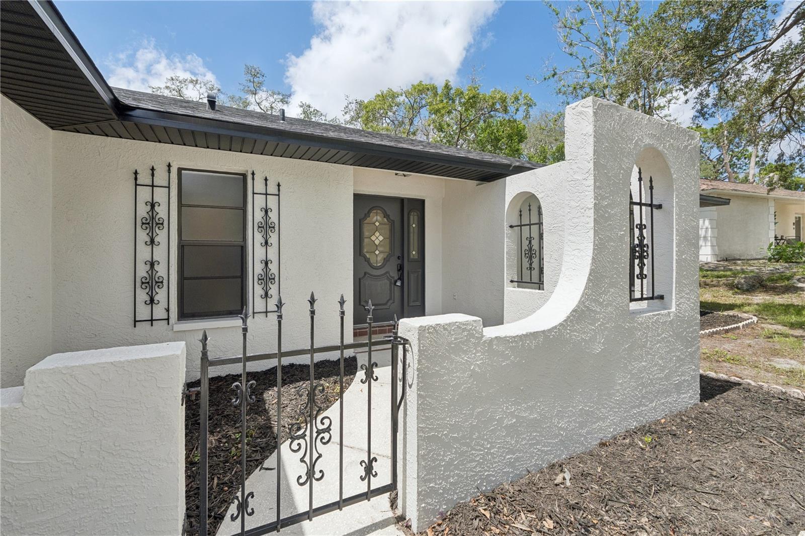 8081 Wooden Dr Property Photo 4