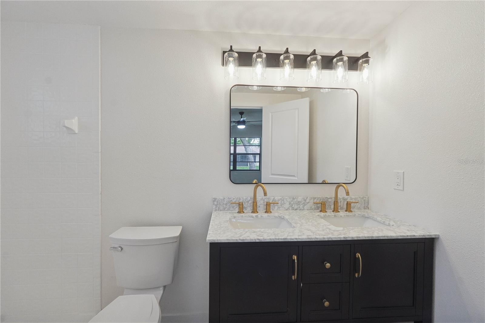 8081 Wooden Dr Property Photo 20