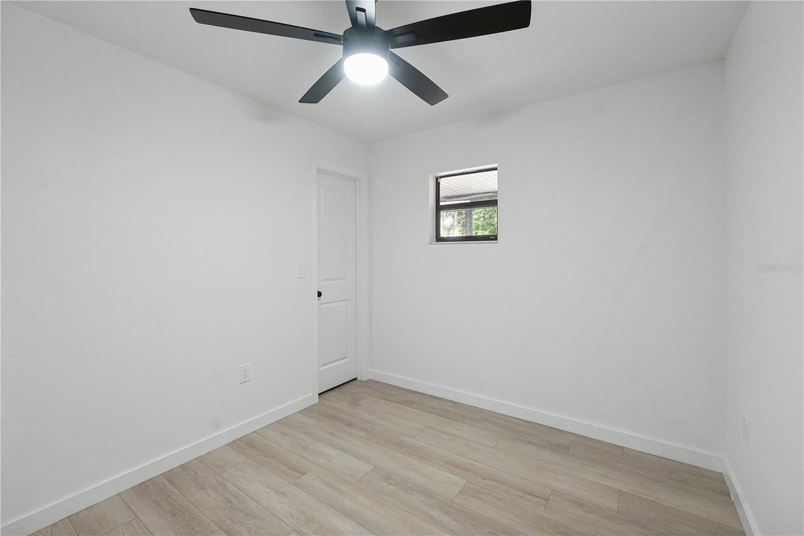 8081 Wooden Dr Property Photo 23