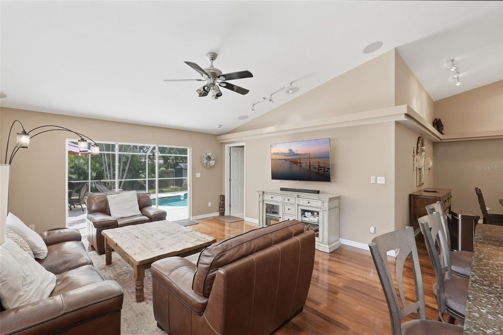 4989 162nd Ave N Property Photo 7