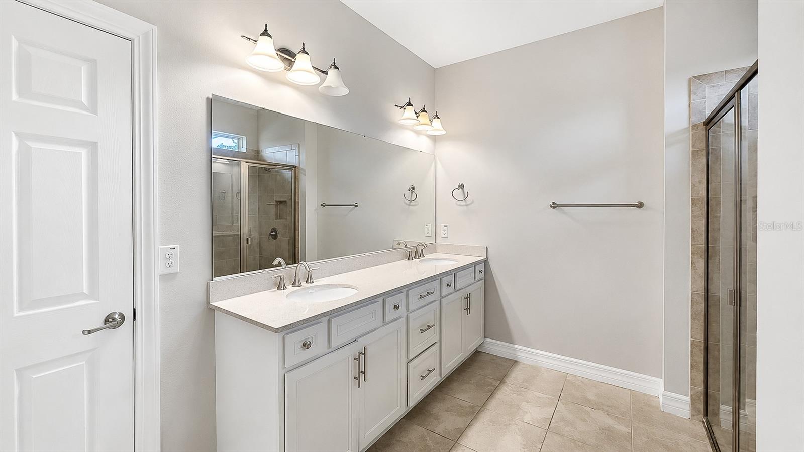 10903 Green Harvest Dr Property Photo 17