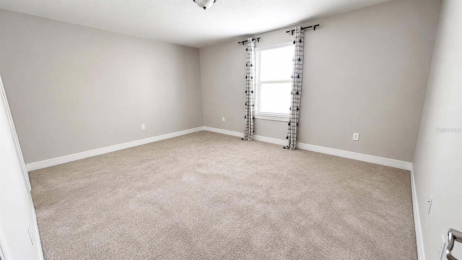 10903 Green Harvest Dr Property Photo 52