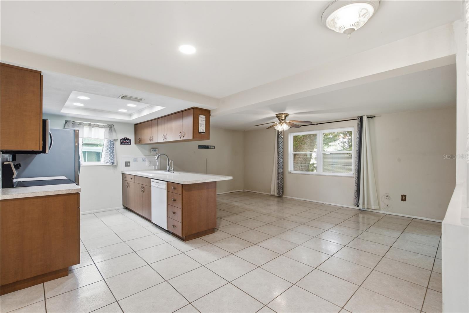 6345 Patella Ave Property Photo 10
