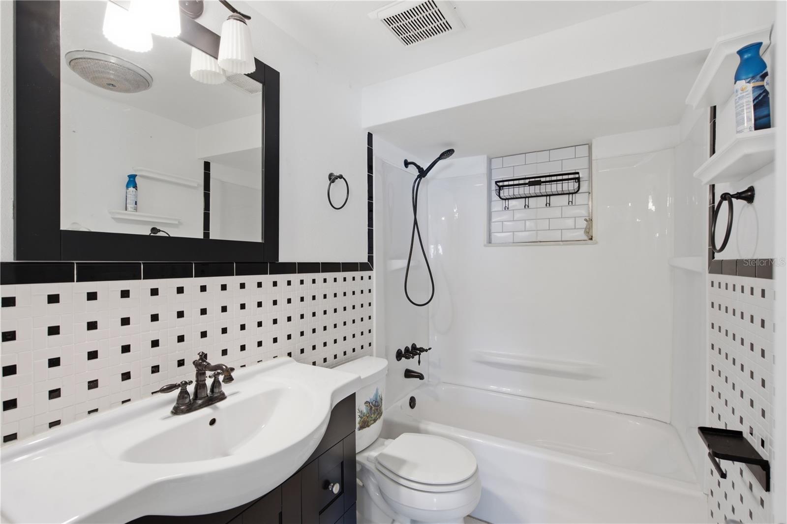 6345 Patella Ave Property Photo 17