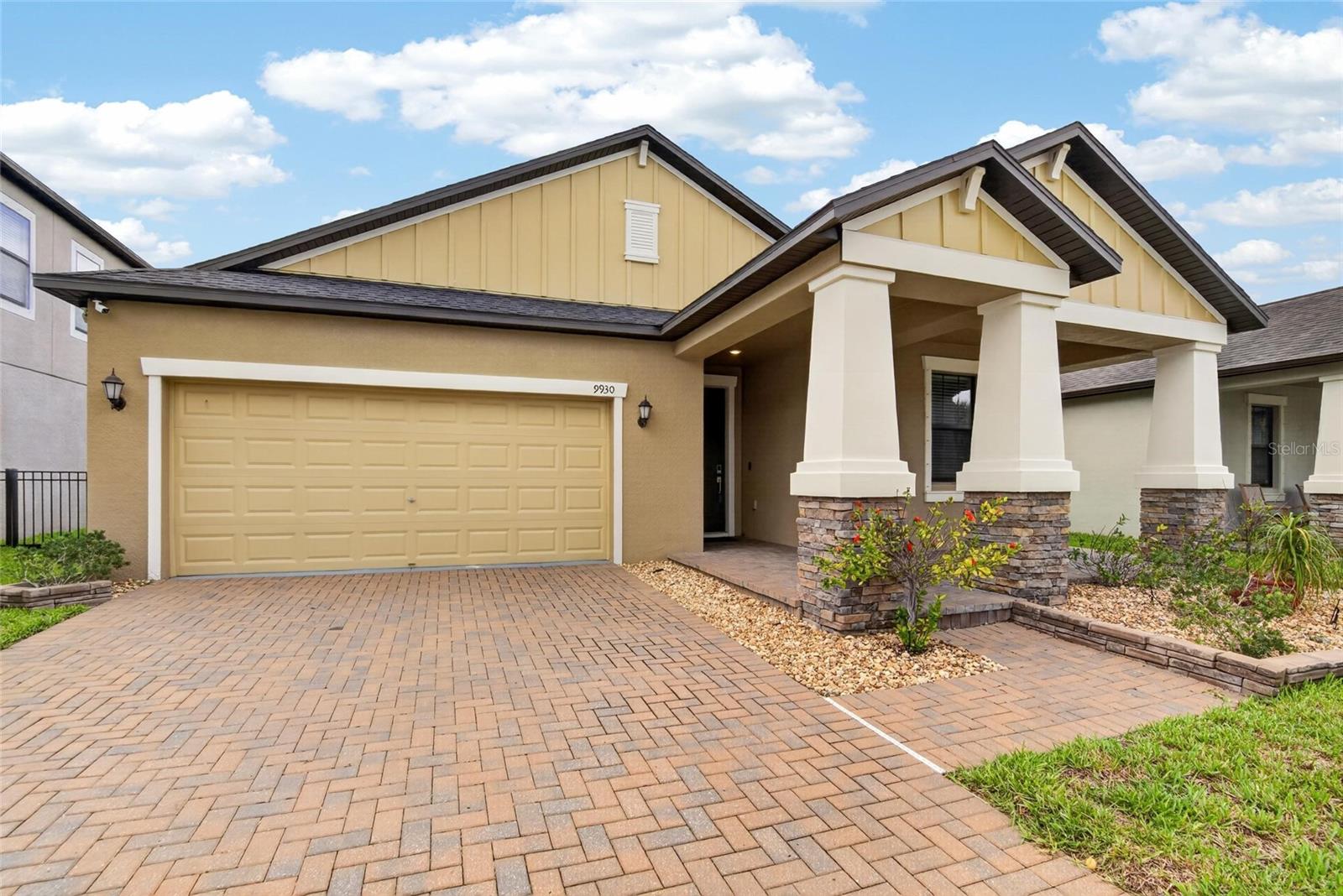 9930 Ivory Dr Property Photo 2