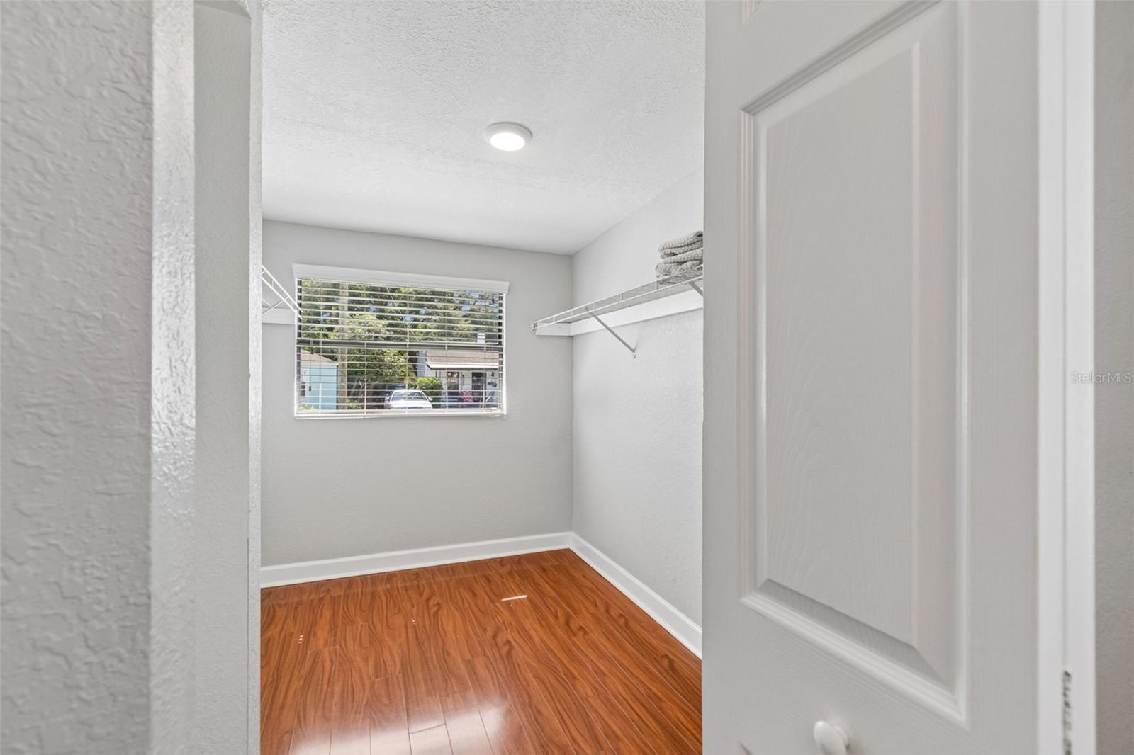 3901 N Ola Ave Property Photo 21