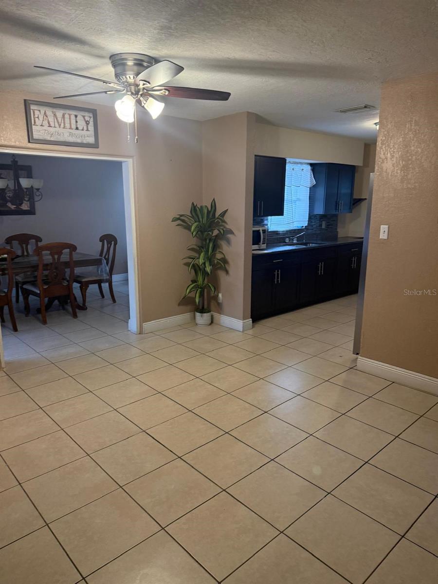 1827 Heather Ave Property Photo 6