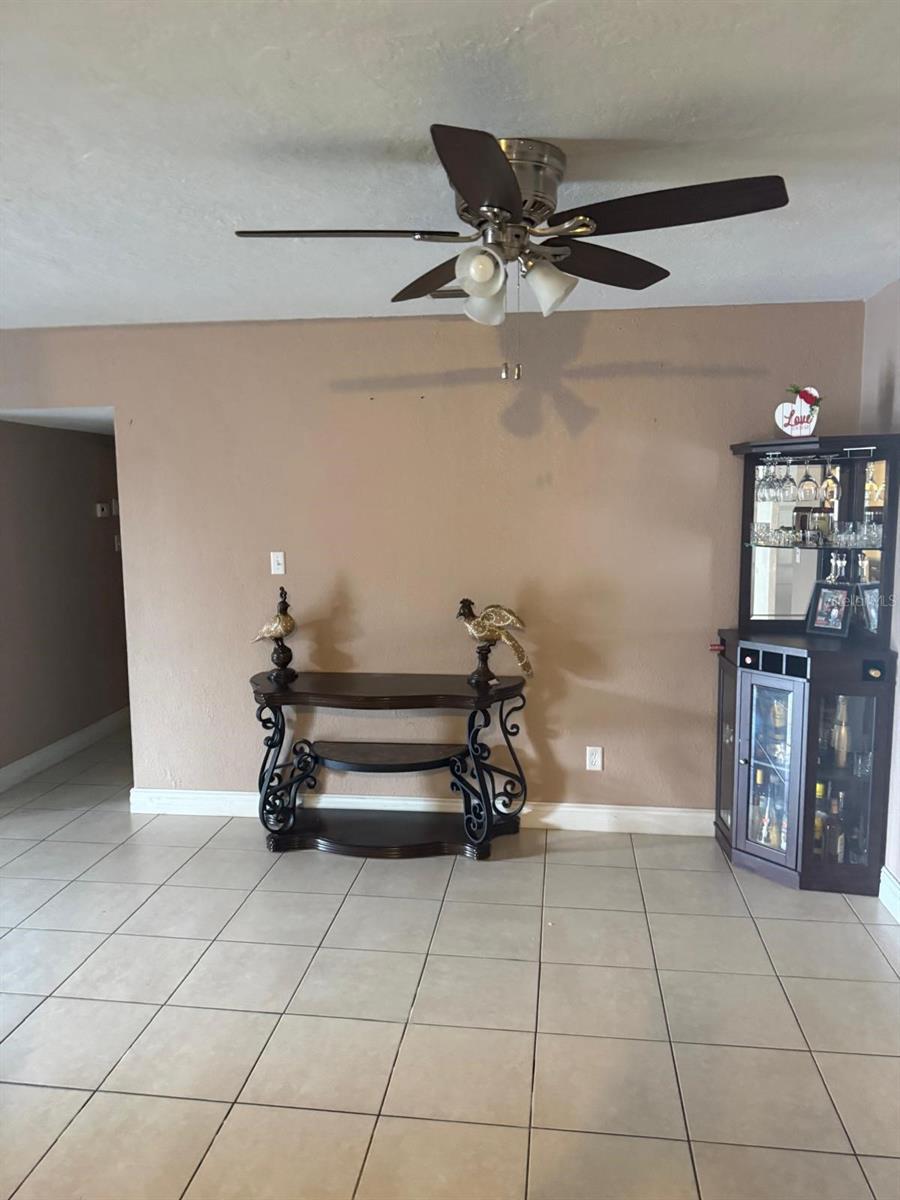 1827 Heather Ave Property Photo 8