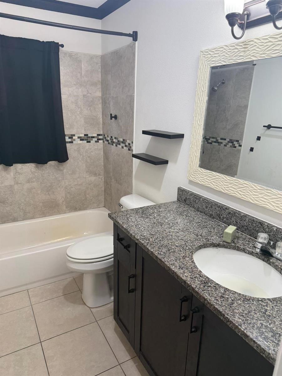 1827 Heather Ave Property Photo 17