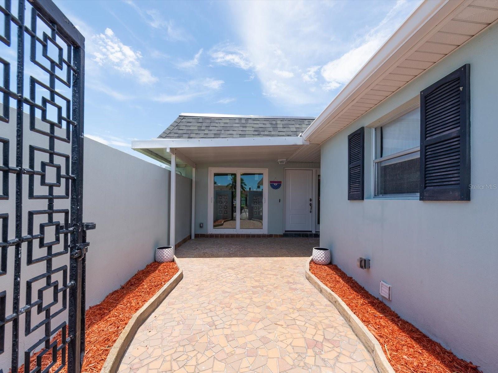 295 Boca Ciega Point Blvd N Property Photo 3