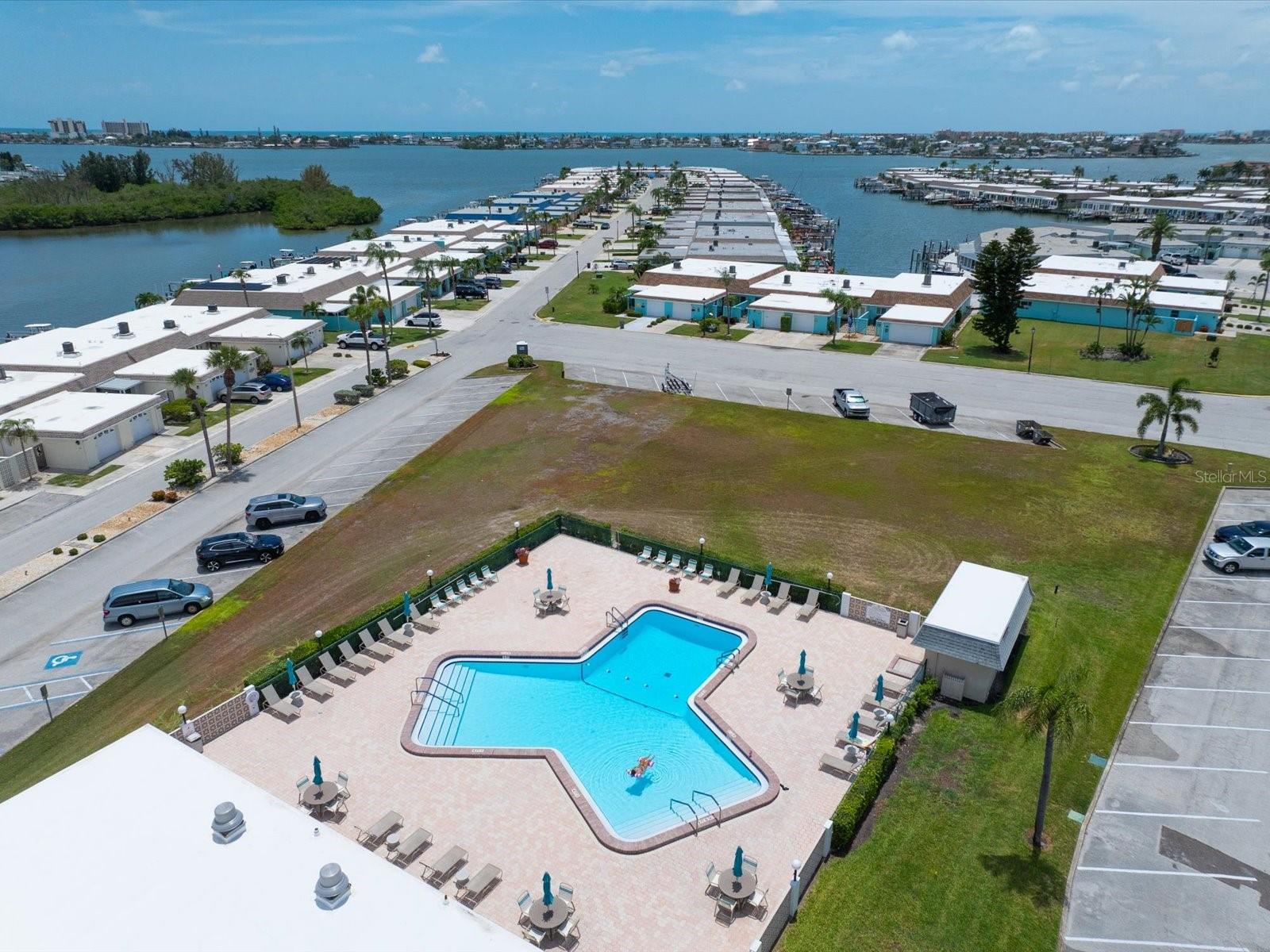 295 Boca Ciega Point Blvd N Property Photo 23