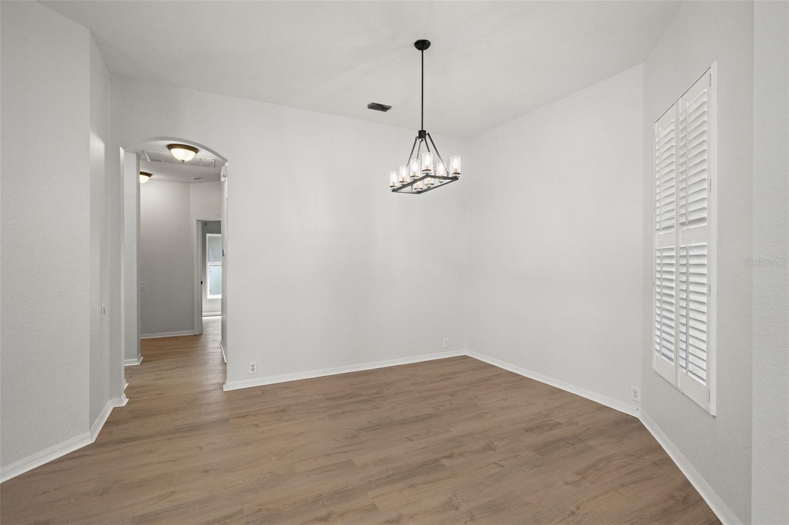 18115 Regents Square Dr Property Photo 10