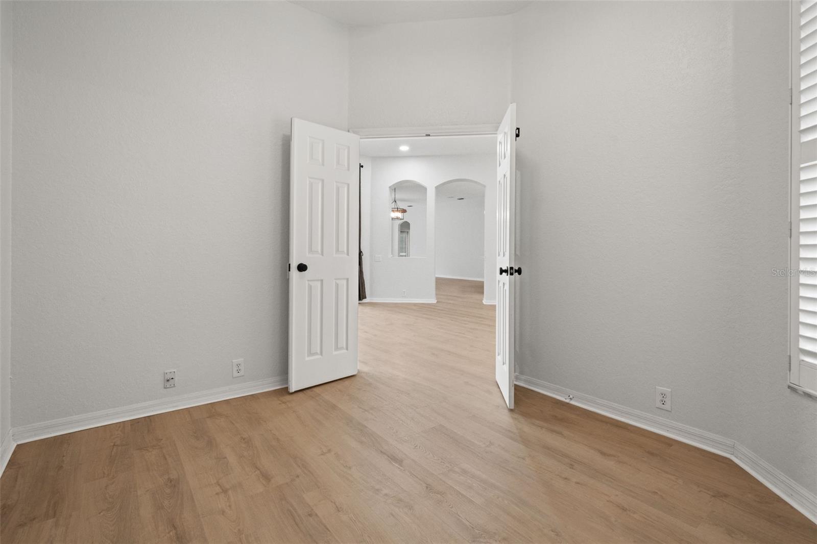 18115 Regents Square Dr Property Photo 17