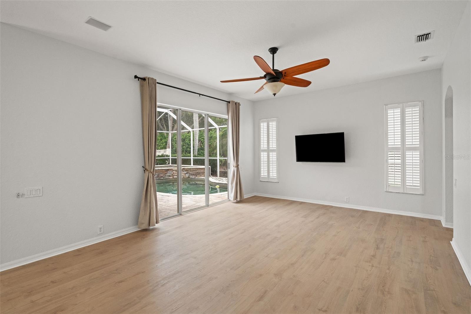 18115 Regents Square Dr Property Photo 20