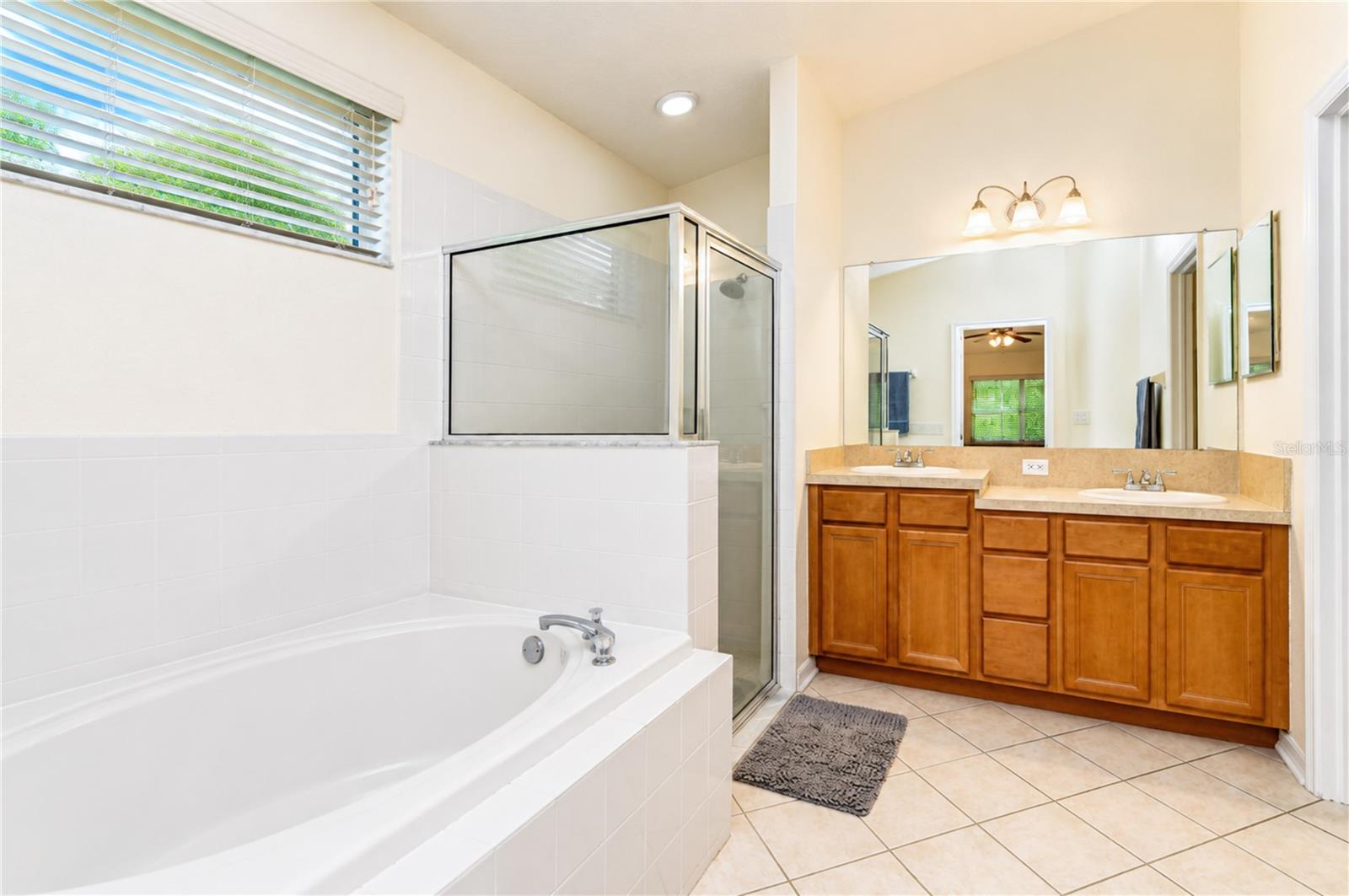 6209 Gannetdale Dr Property Photo 15