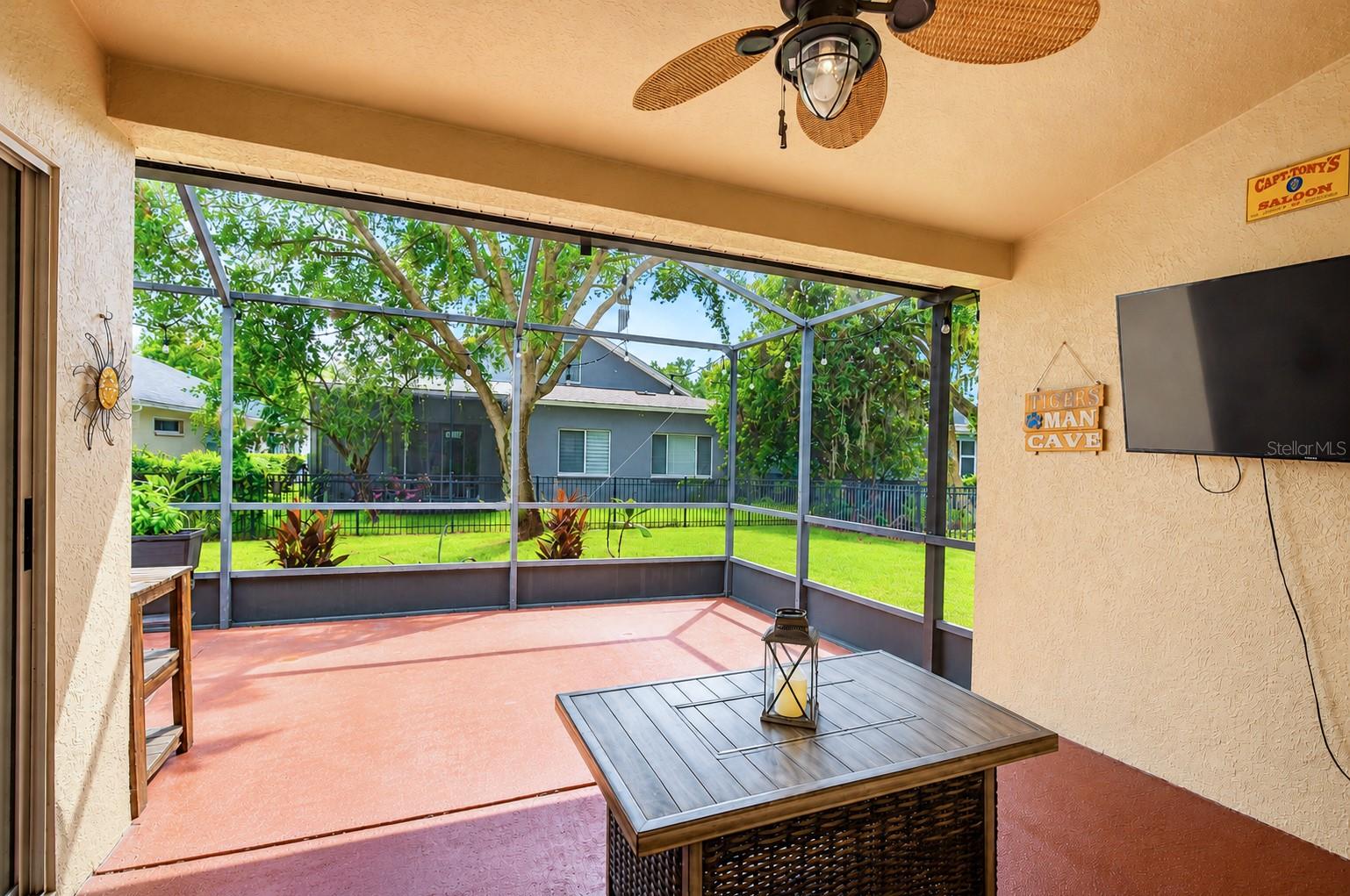 6209 Gannetdale Dr Property Photo 24